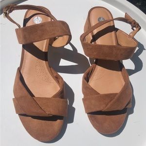 Balli faux suede sandals. Size 8. New, never worn.
